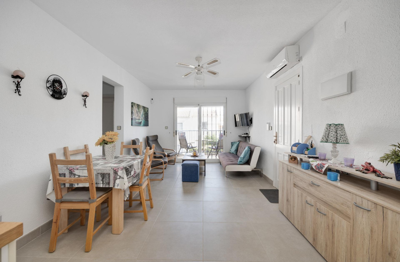Odsprzedaż - Bungalow - Torrevieja - El Chaparral