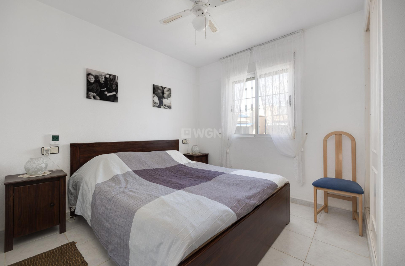 Odsprzedaż - Bungalow - Torrevieja - El Chaparral