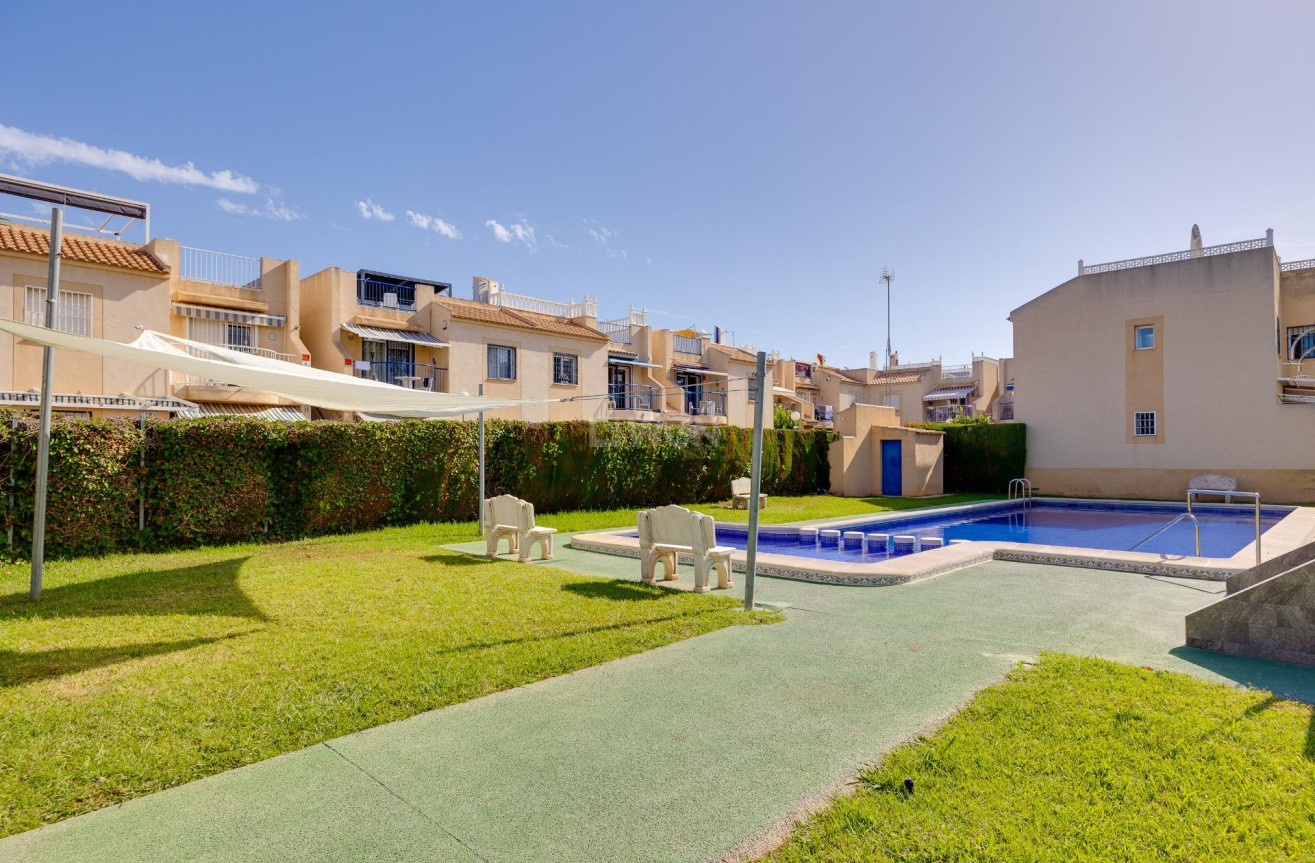 Odsprzedaż - Bungalow - Torrevieja - El Chaparral
