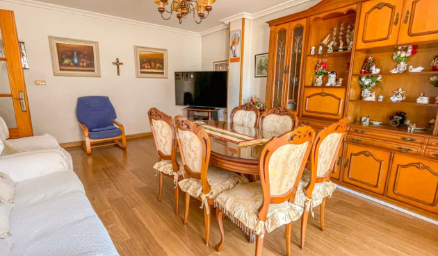 Odsprzedaż - Mieszkanie w bloku - Torrevieja - Costa Blanca
