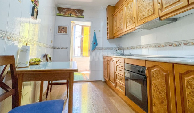 Odsprzedaż - Mieszkanie w bloku - Torrevieja - Costa Blanca