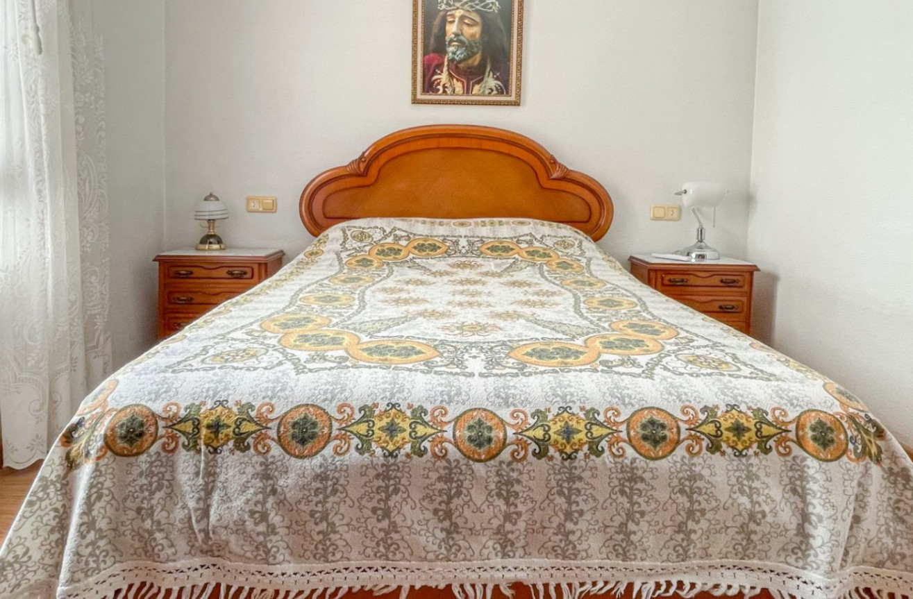 Odsprzedaż - Mieszkanie w bloku - Torrevieja - Costa Blanca