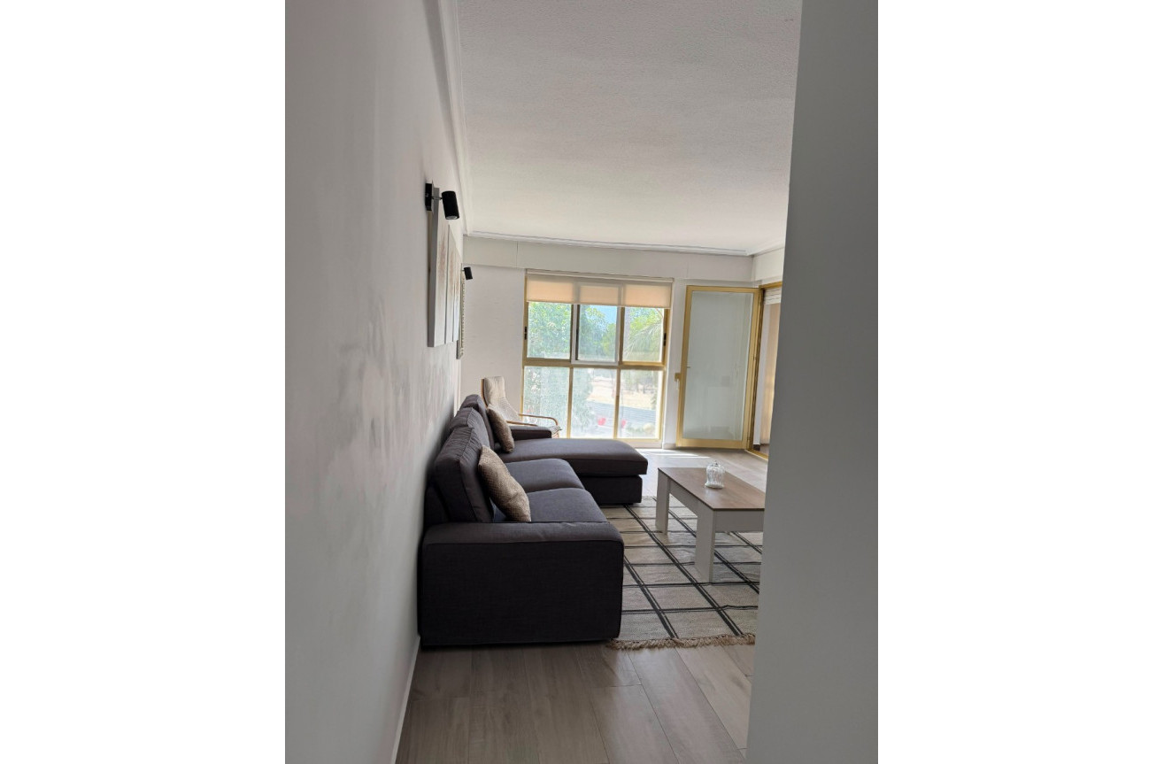 Odsprzedaż - Mieszkanie w bloku - Torrevieja - Costa Blanca