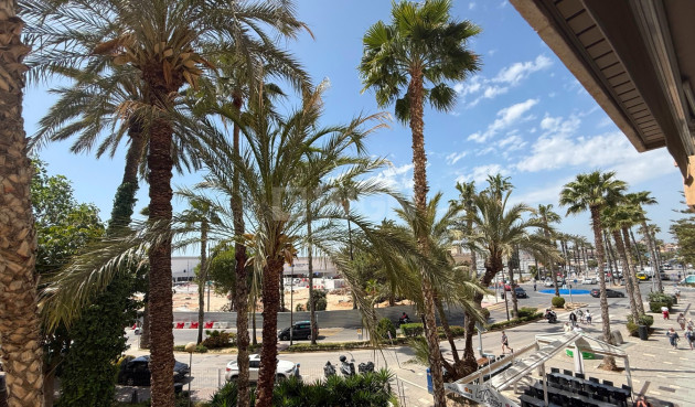 Odsprzedaż - Mieszkanie w bloku - Torrevieja - Costa Blanca