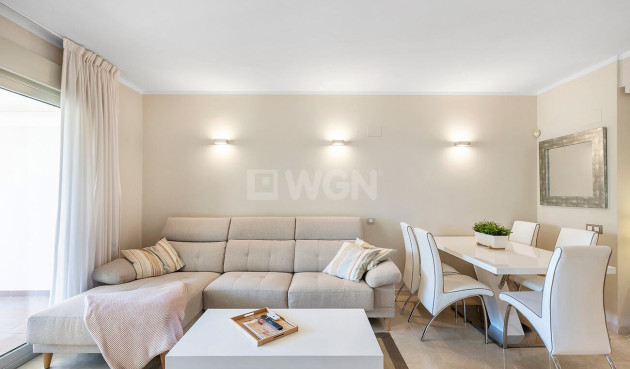 Resale - Apartment / flat - Orihuela - Las Colinas