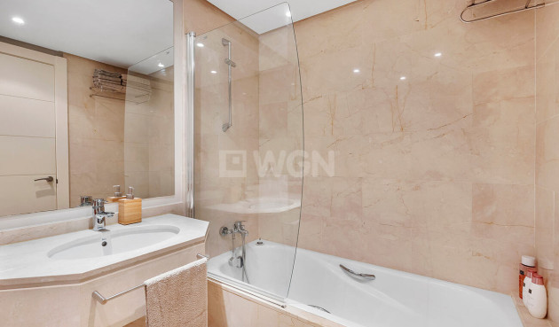 Resale - Apartment / flat - Orihuela - Las Colinas