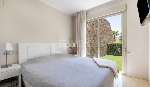Resale - Apartment / flat - Orihuela - Las Colinas