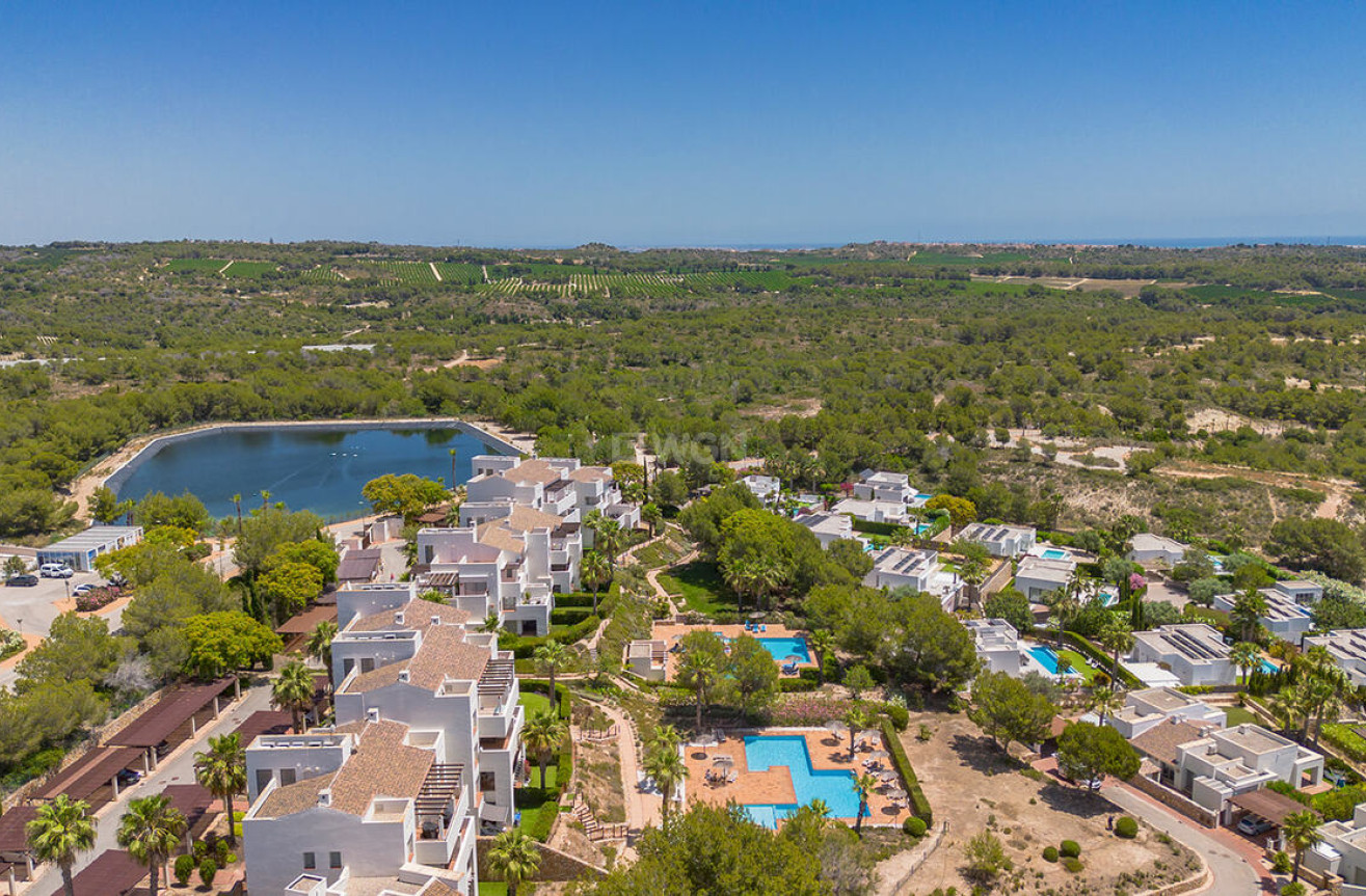 Resale - Apartment / flat - Orihuela - Las Colinas