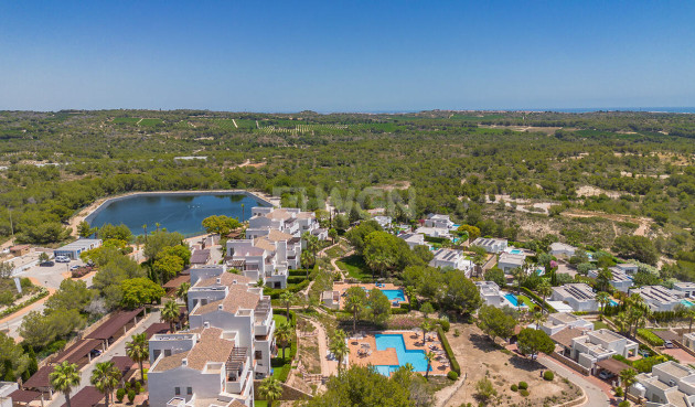 Resale - Apartment / flat - Orihuela - Las Colinas