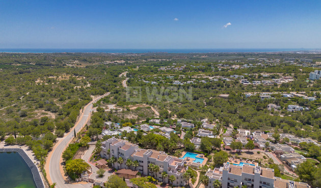 Resale - Apartment / flat - Orihuela - Las Colinas
