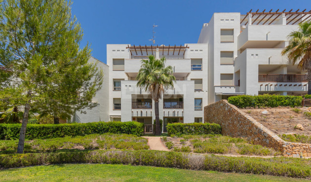 Resale - Apartment / flat - Orihuela - Las Colinas