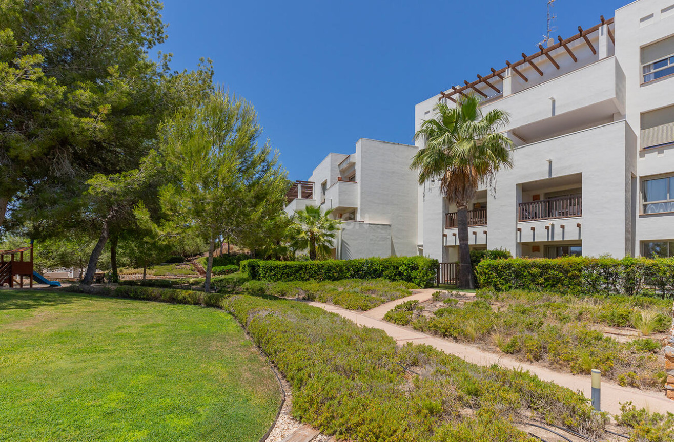 Resale - Apartment / flat - Orihuela - Las Colinas