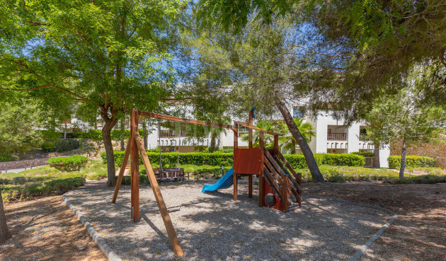 Resale - Apartment / flat - Orihuela - Las Colinas