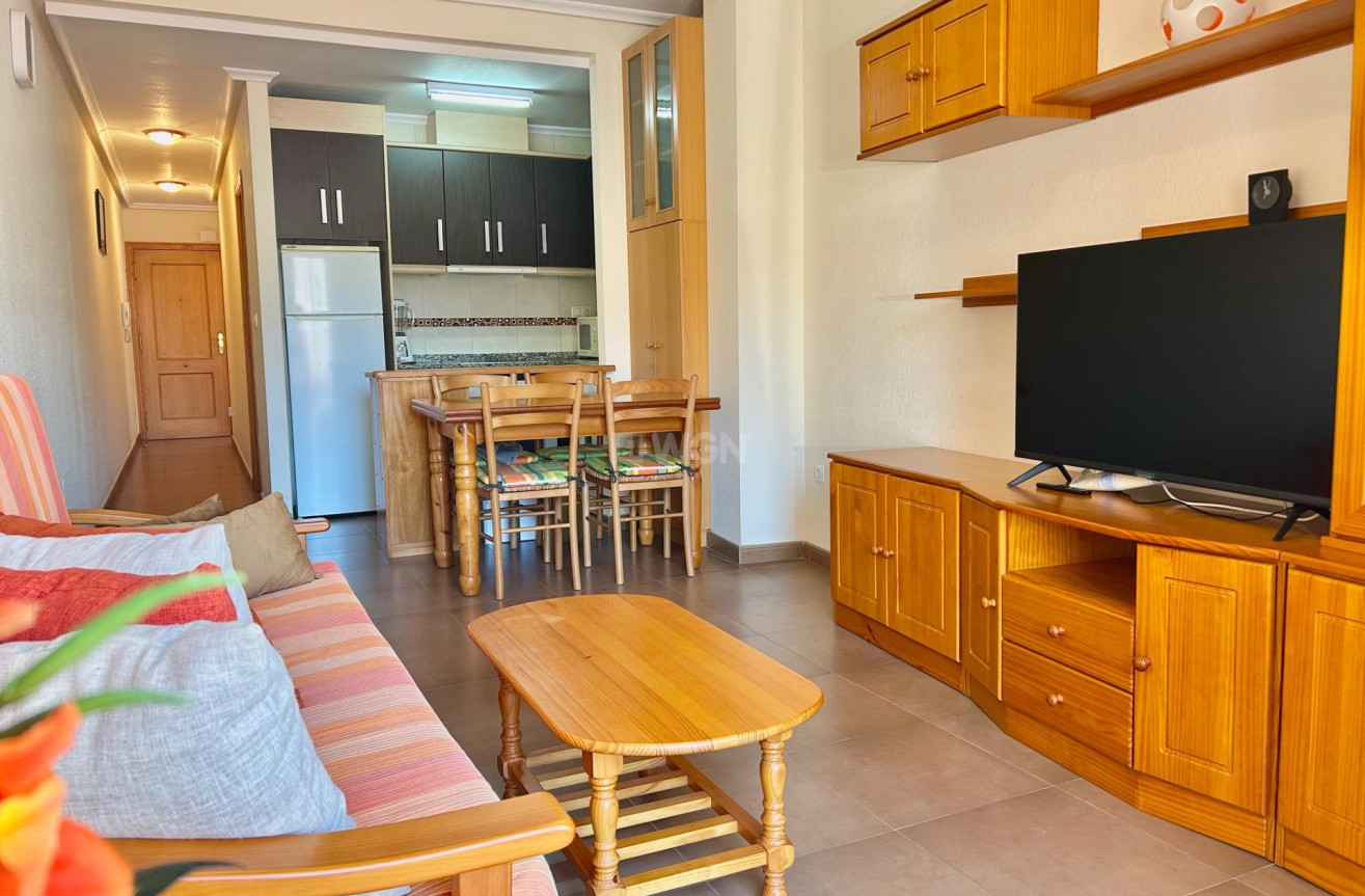 Reventa - Apartamento / piso - Torrevieja - Centro