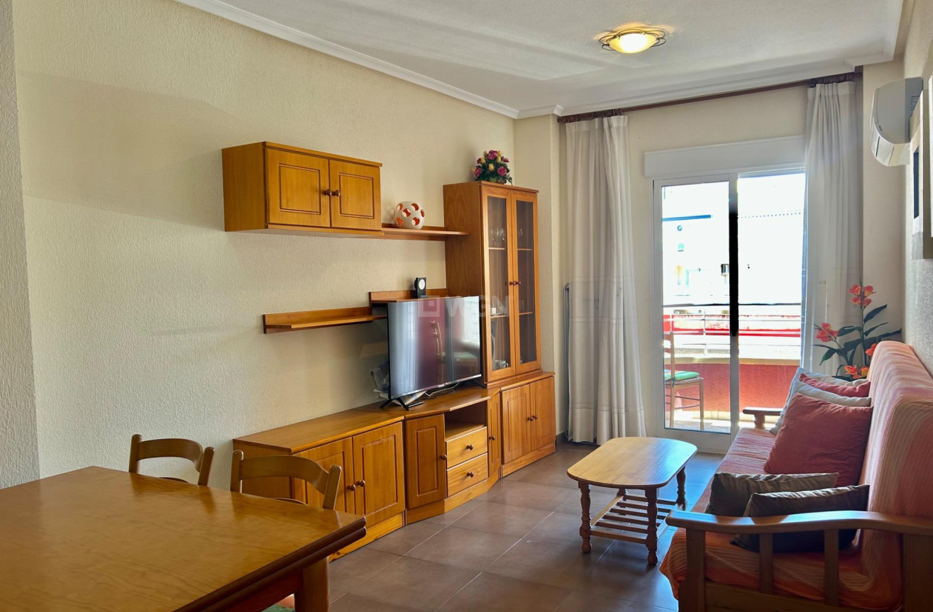 Reventa - Apartamento / piso - Torrevieja - Centro