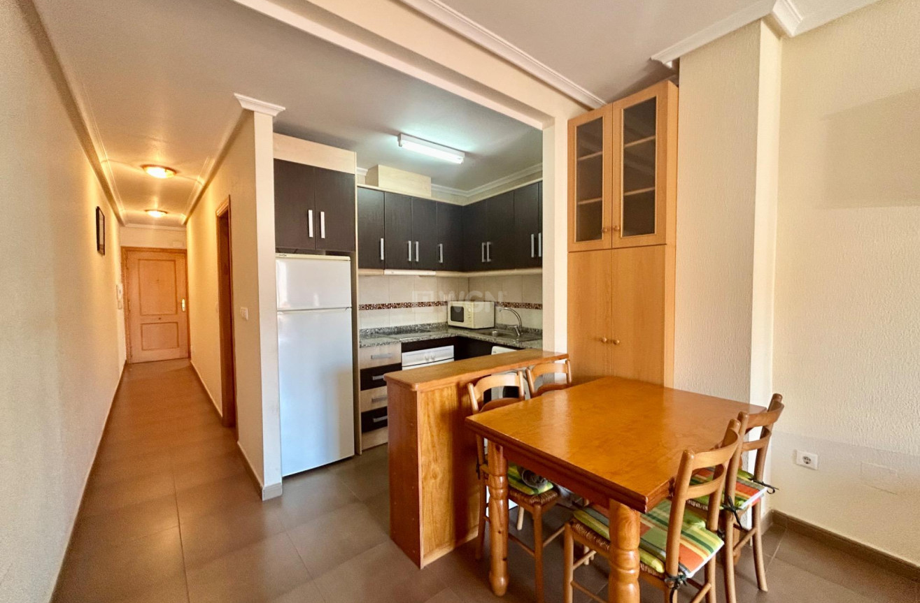 Reventa - Apartamento / piso - Torrevieja - Centro
