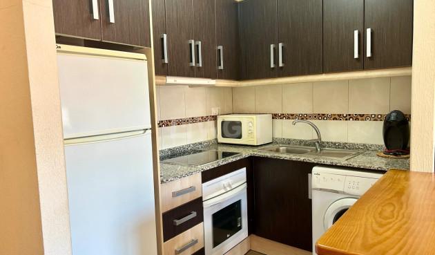 Reventa - Apartamento / piso - Torrevieja - Centro