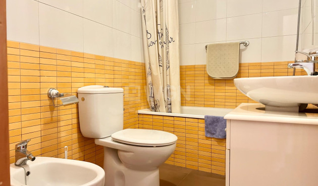 Reventa - Apartamento / piso - Torrevieja - Centro