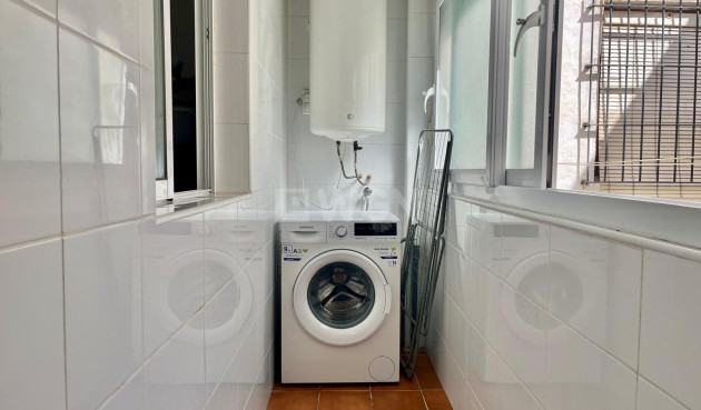 Resale - Apartment / flat - Rojales