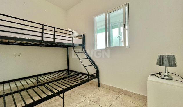 Resale - Apartment / flat - Rojales