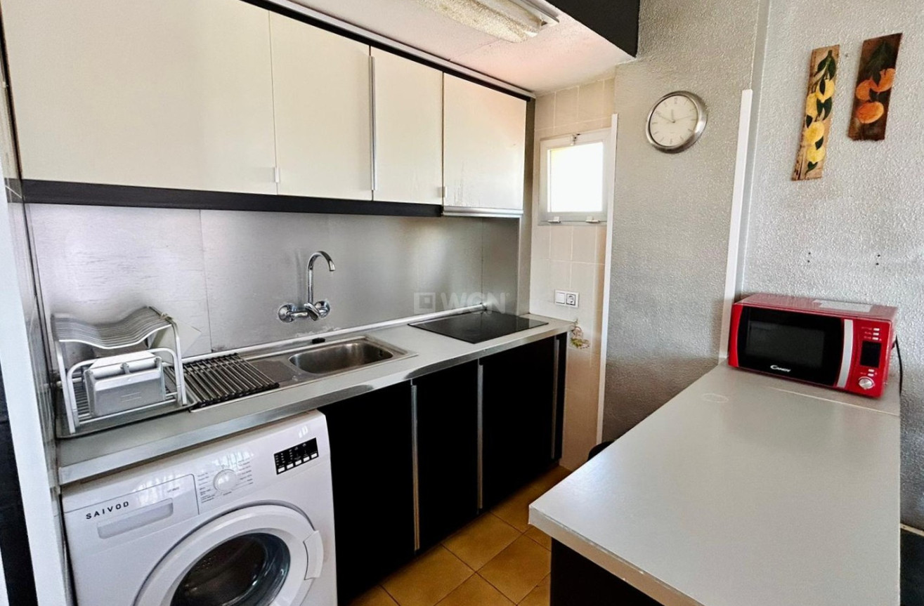 Odsprzedaż - Mieszkanie w bloku - Torrevieja - Costa Blanca