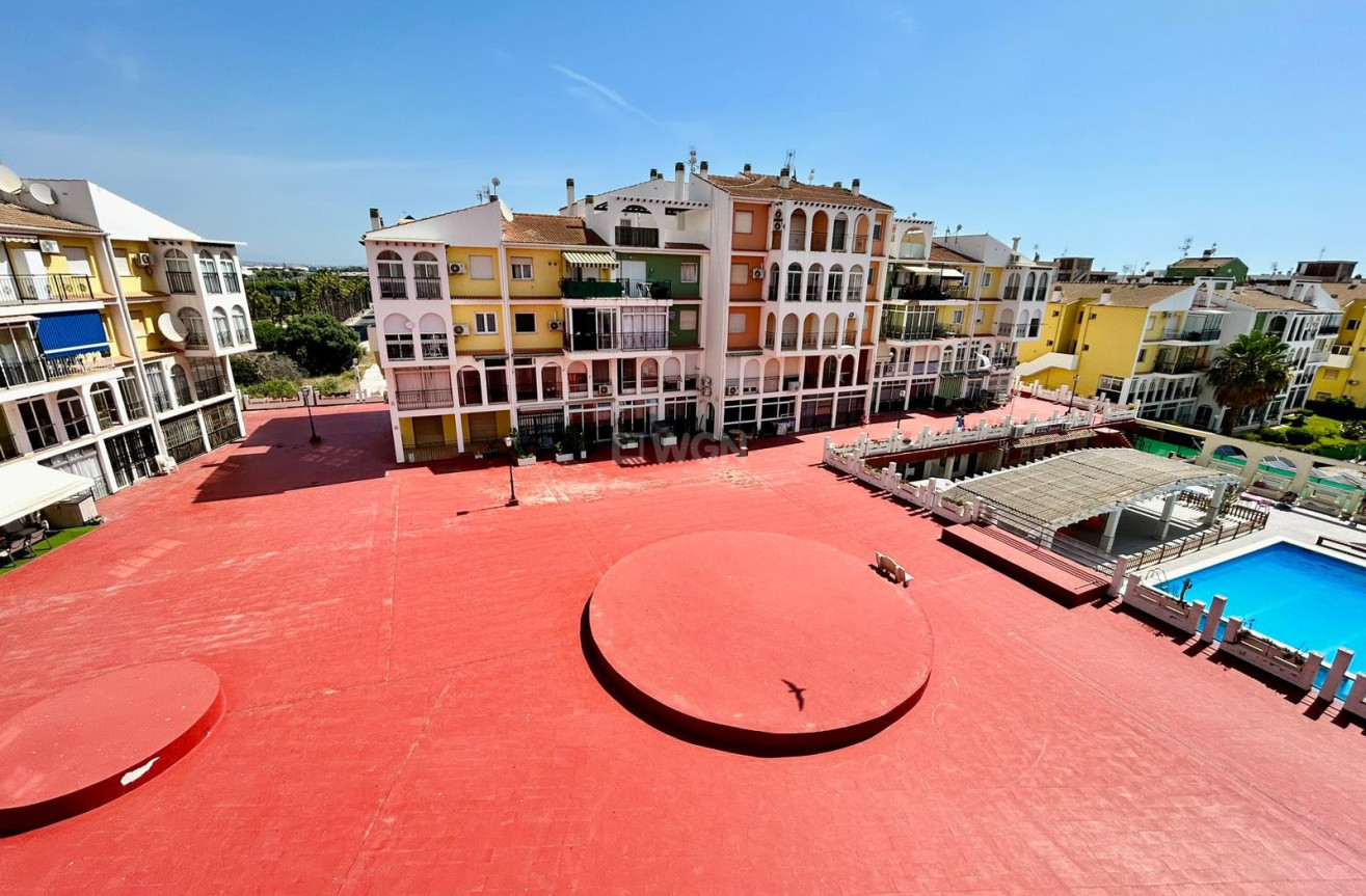 Odsprzedaż - Mieszkanie w bloku - Torrevieja - Costa Blanca
