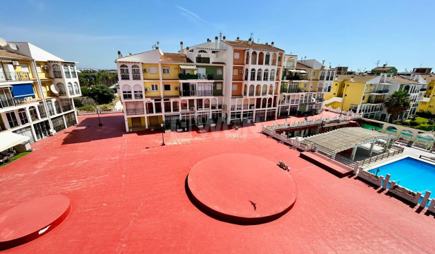 Odsprzedaż - Mieszkanie w bloku - Torrevieja - Costa Blanca