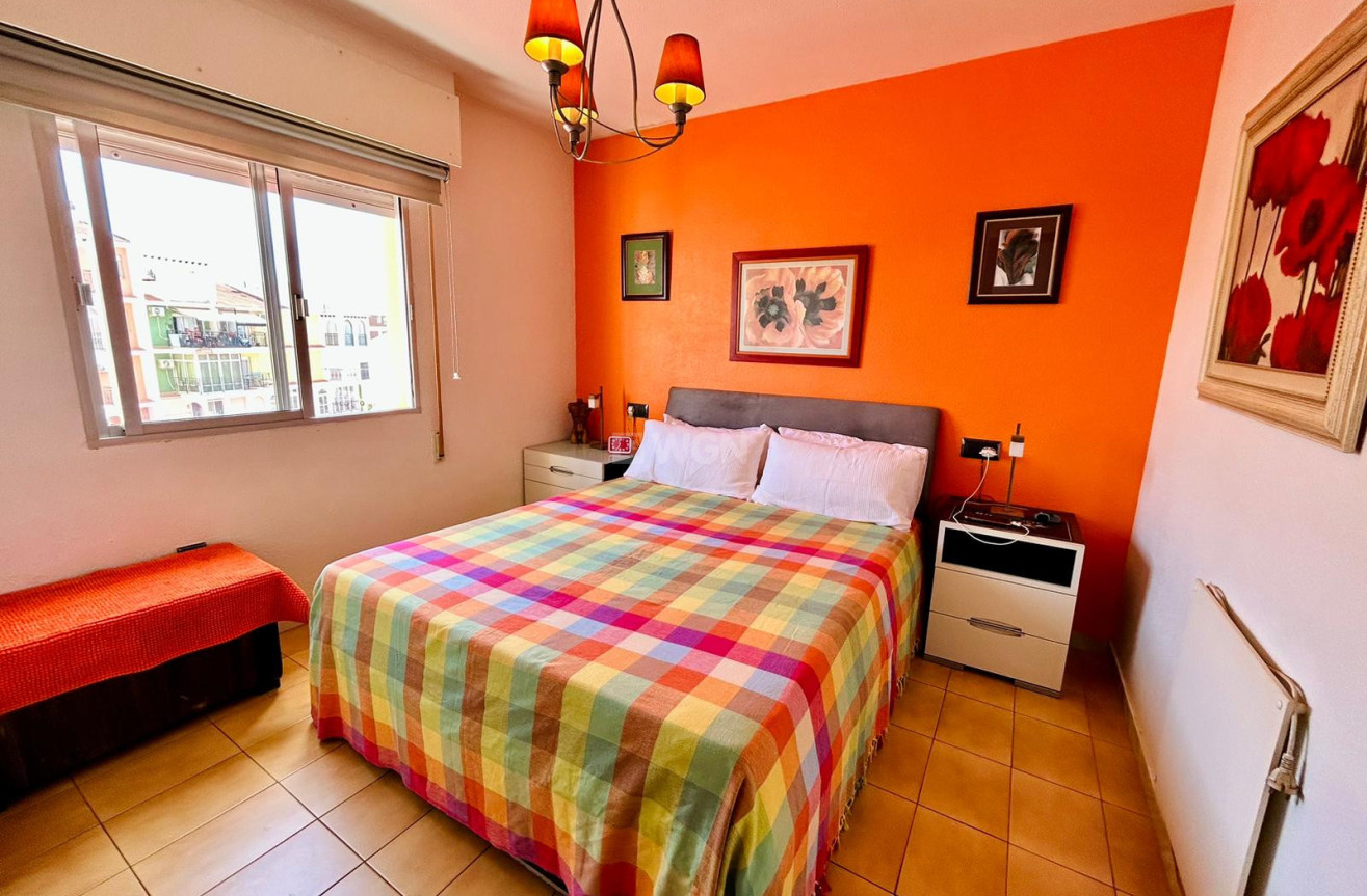 Odsprzedaż - Mieszkanie w bloku - Torrevieja - Costa Blanca