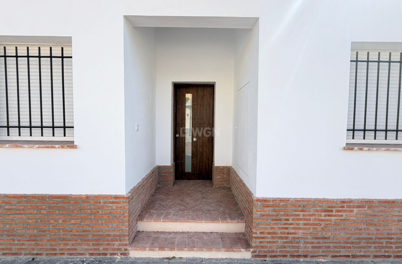 Odsprzedaż - Kamienica - Catral - Costa Blanca