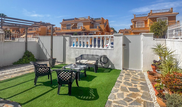 Odsprzedaż - Kamienica - Torrevieja - Costa Blanca