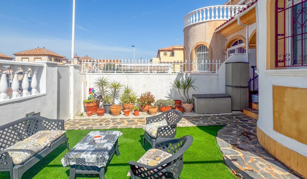 Odsprzedaż - Kamienica - Torrevieja - Costa Blanca