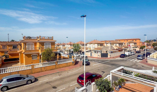 Odsprzedaż - Kamienica - Torrevieja - Costa Blanca