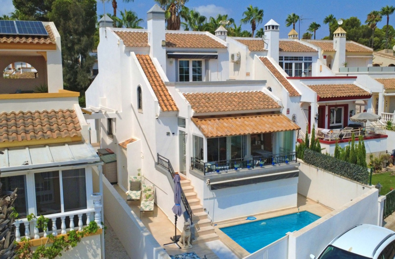 Odsprzedaż - Villa - Orihuela Costa - Costa Blanca