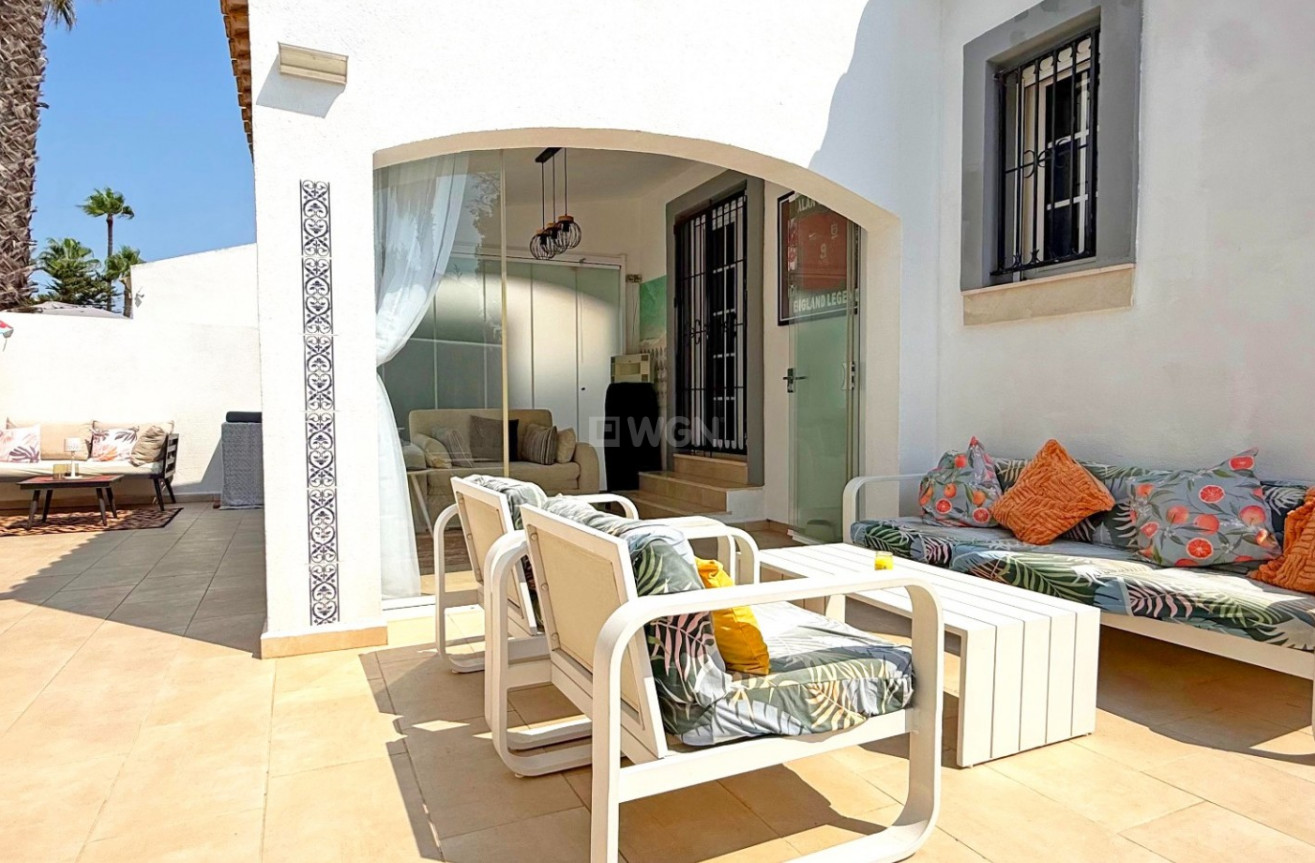 Odsprzedaż - Villa - Orihuela Costa - Costa Blanca