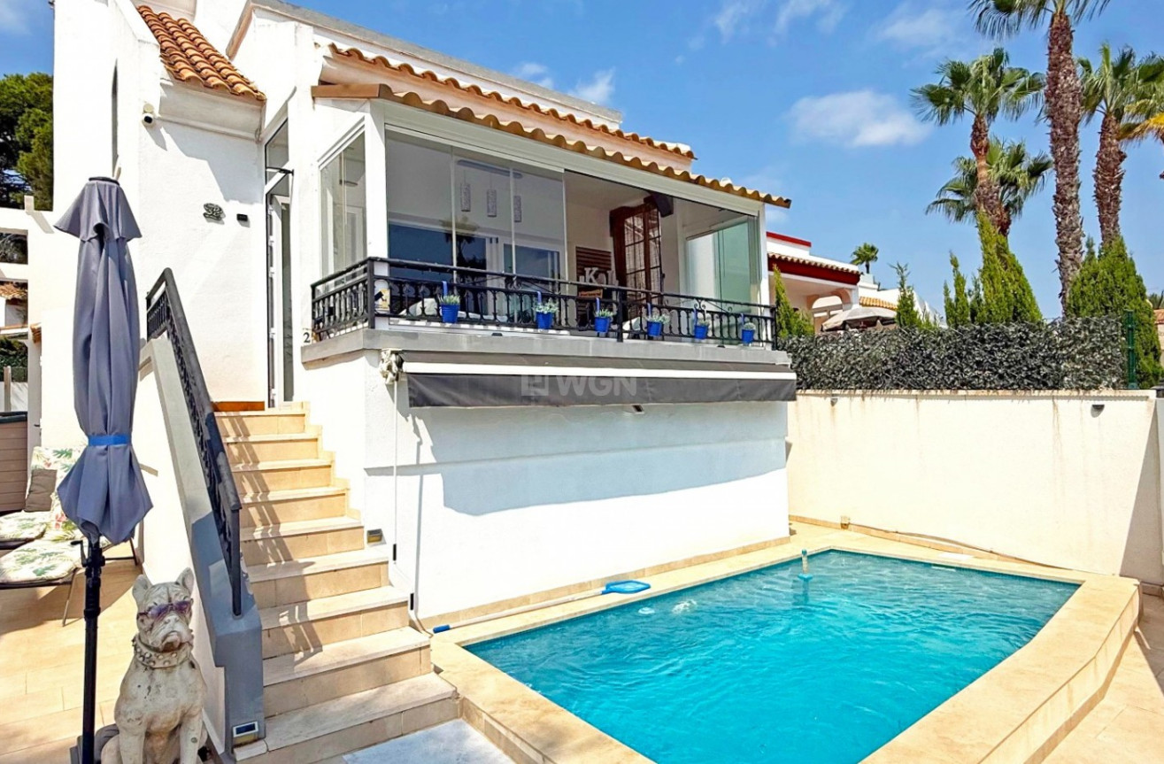 Odsprzedaż - Villa - Orihuela Costa - Costa Blanca