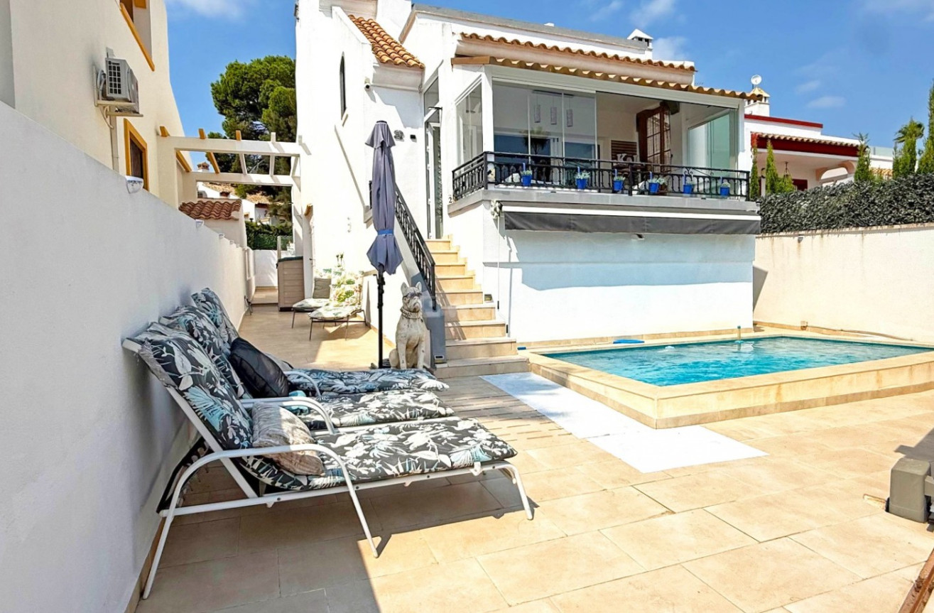 Odsprzedaż - Villa - Orihuela Costa - Costa Blanca