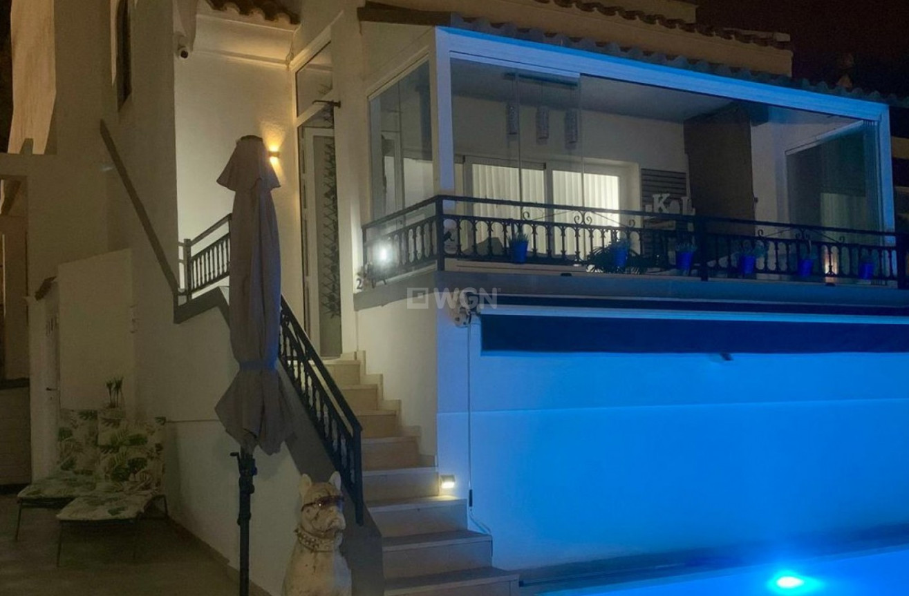 Odsprzedaż - Villa - Orihuela Costa - Costa Blanca