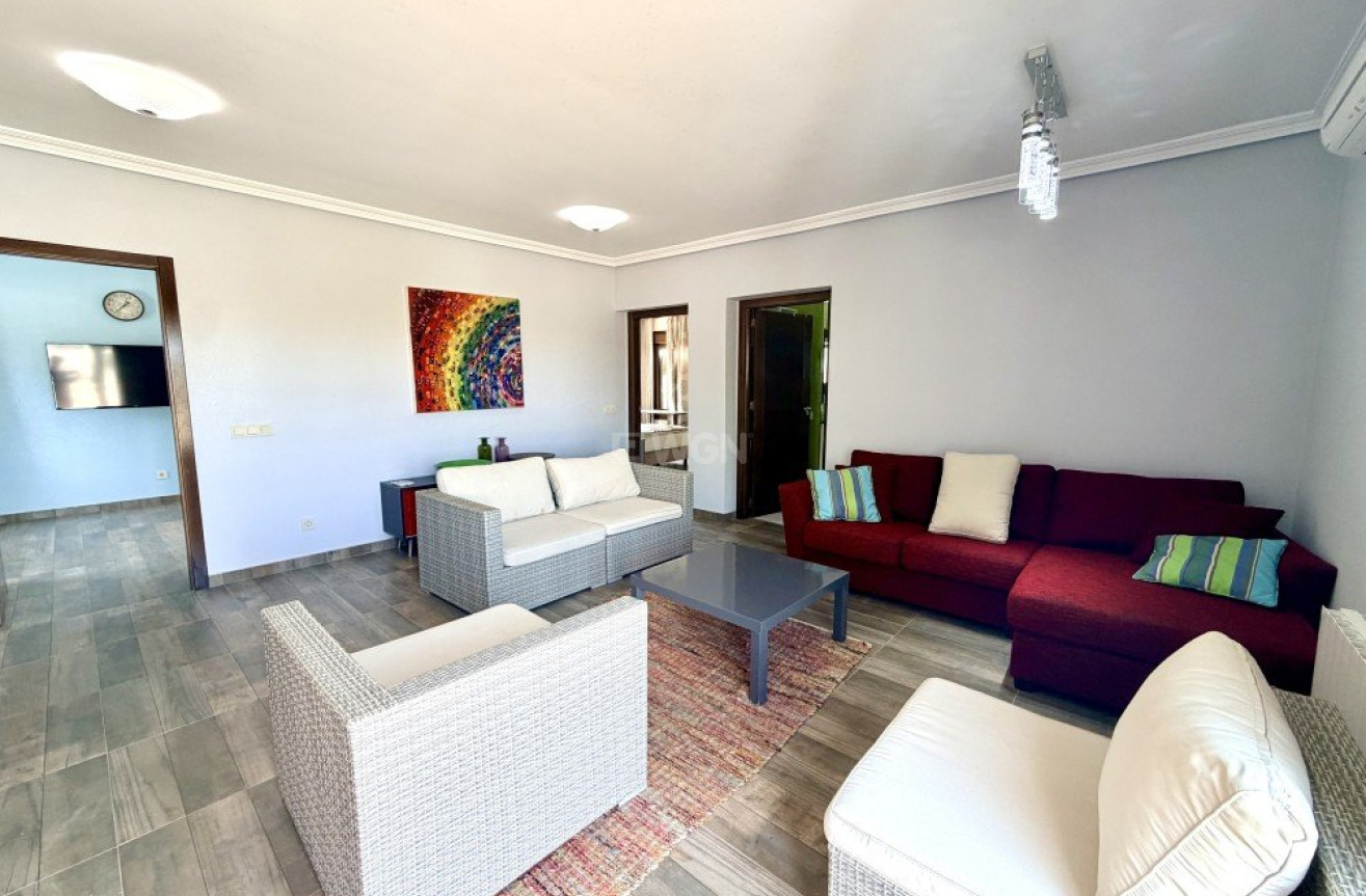 Odsprzedaż - Villa - Orihuela Costa - Costa Blanca