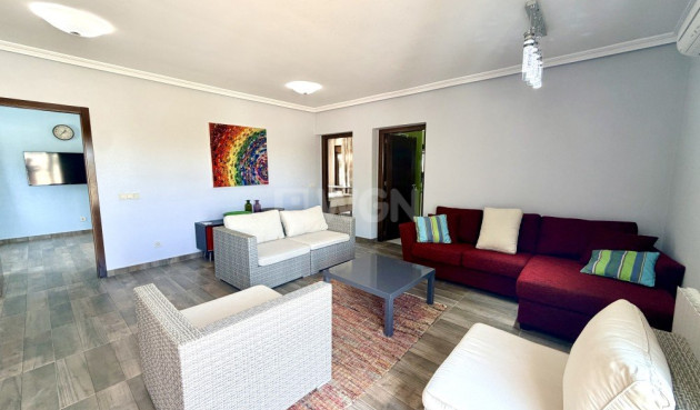 Odsprzedaż - Villa - Orihuela Costa - Costa Blanca