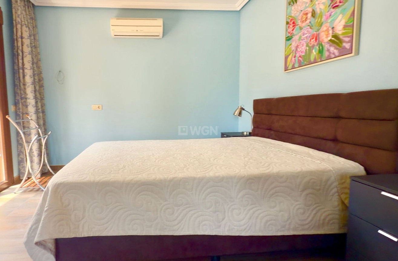 Odsprzedaż - Villa - Orihuela Costa - Costa Blanca