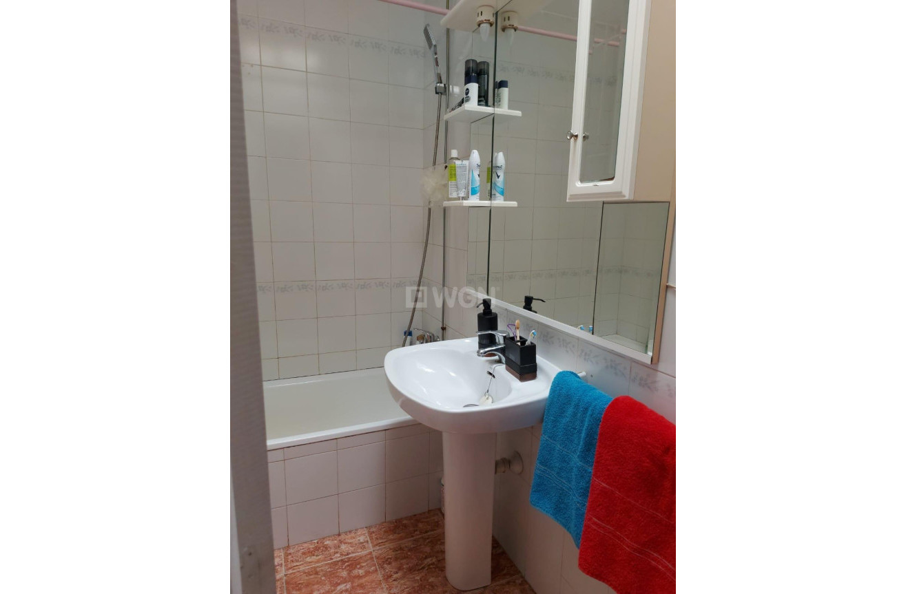 Odsprzedaż - Bungalow - Torrevieja - Los Balcones
