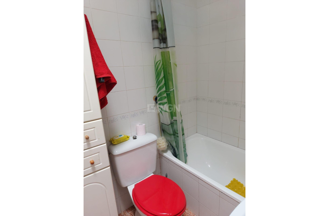 Odsprzedaż - Bungalow - Torrevieja - Los Balcones