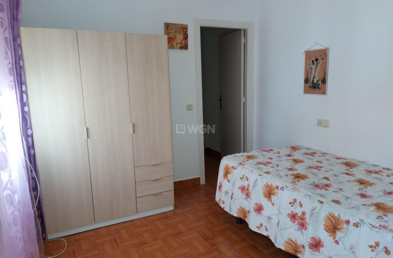 Odsprzedaż - Bungalow - Torrevieja - Los Balcones