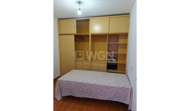 Odsprzedaż - Bungalow - Torrevieja - Los Balcones