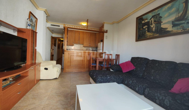 Odsprzedaż - Mieszkanie w bloku - Torrevieja - La Mata