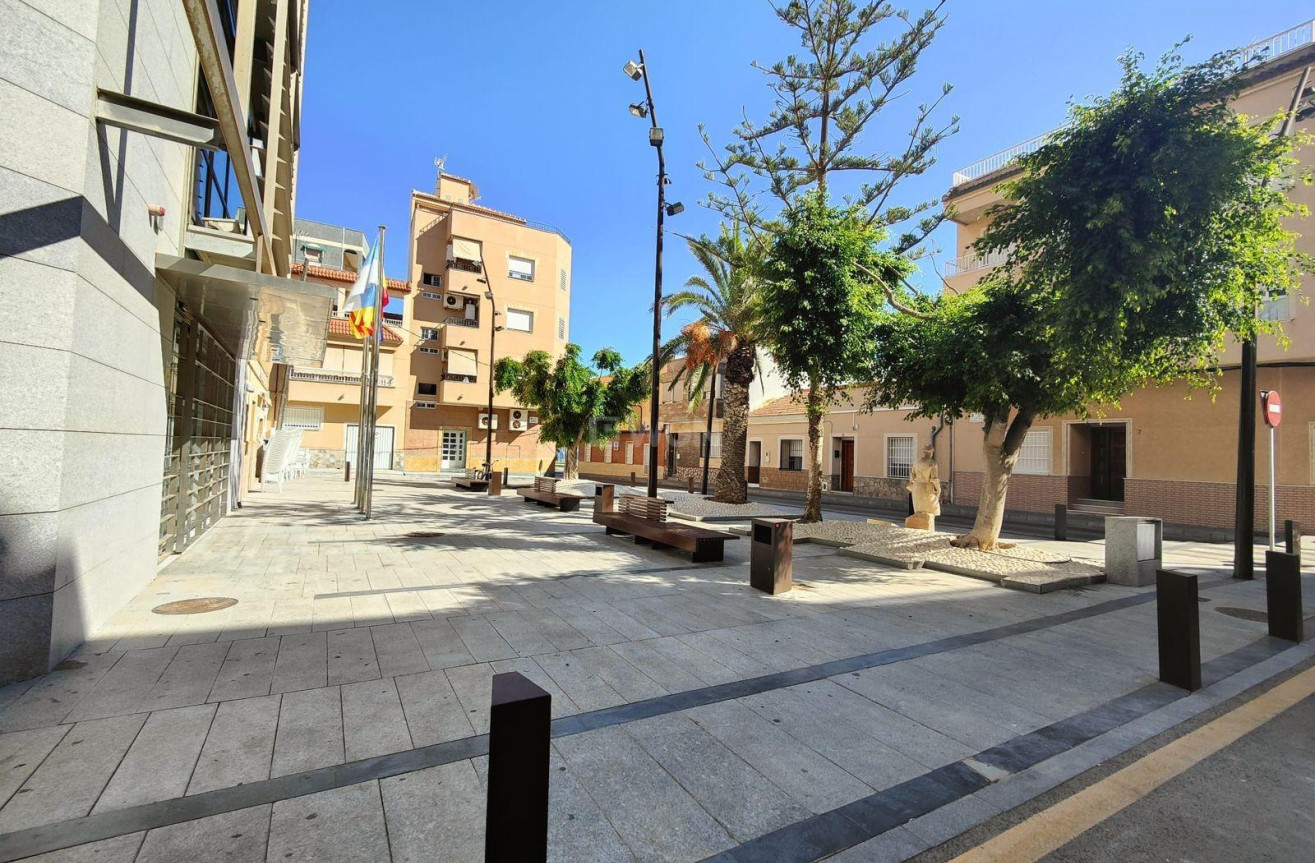 Odsprzedaż - Mieszkanie w bloku - Torrevieja - La Mata