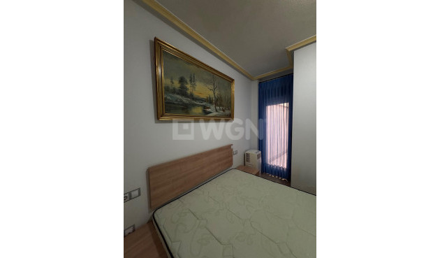 Odsprzedaż - Mieszkanie w bloku - Torrevieja - La Mata