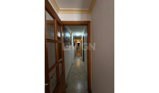 Odsprzedaż - Mieszkanie w bloku - Torrevieja - La Mata