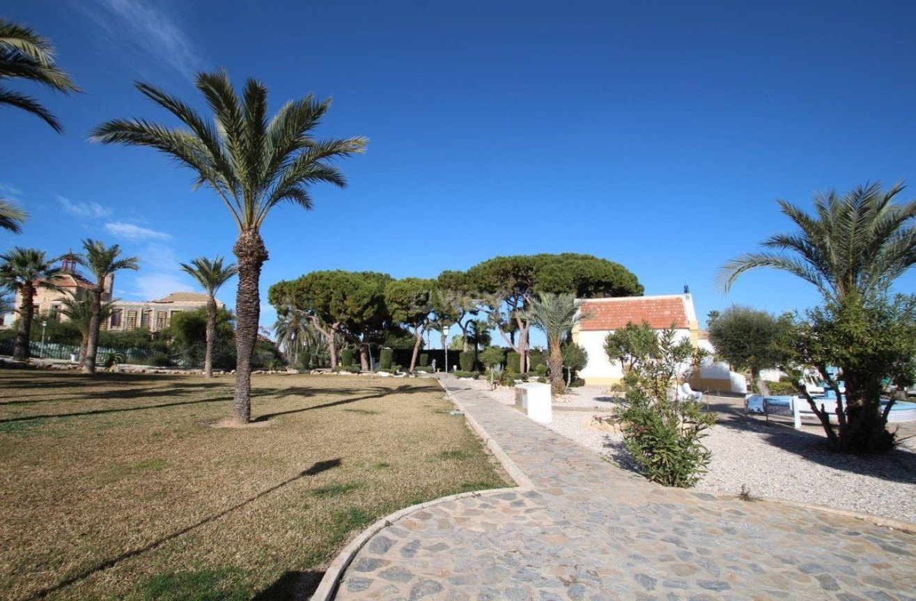 Odsprzedaż - Bungalow - Torrevieja - Costa Blanca