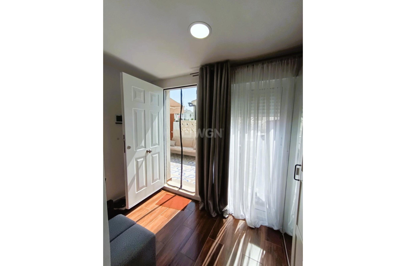 Odsprzedaż - Bungalow - Torrevieja - Costa Blanca